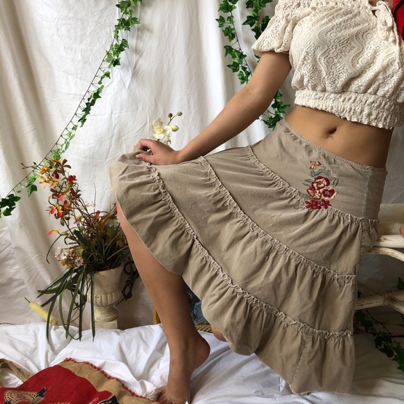 Embroidered peasant dress - Picture 5 of 5